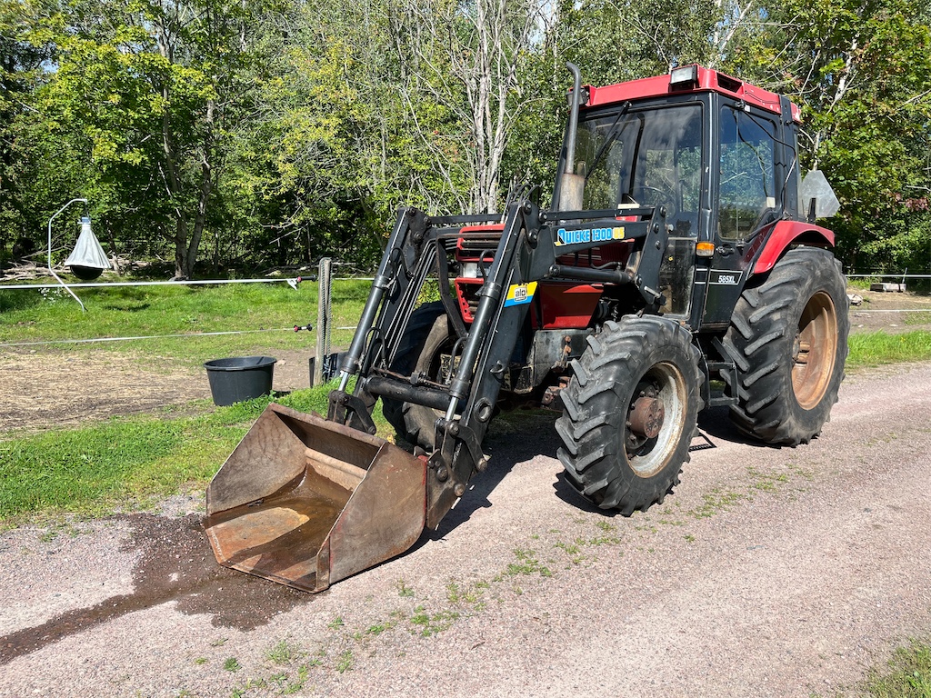 1988 CASE INT 585XL 4WD